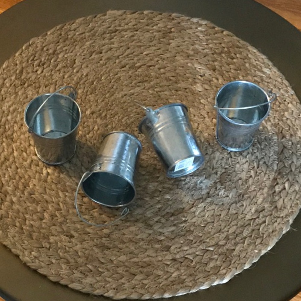 GALVANIZED METAL PAILS 12 PIECE UNOPENED +5 UNUSED